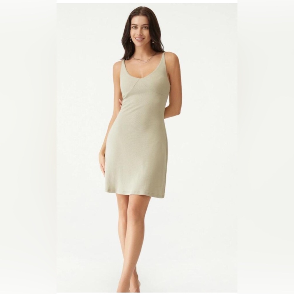 NWT OGL Plantive Butterfly Dress With Shorts VNeck Sage Mist Size Small